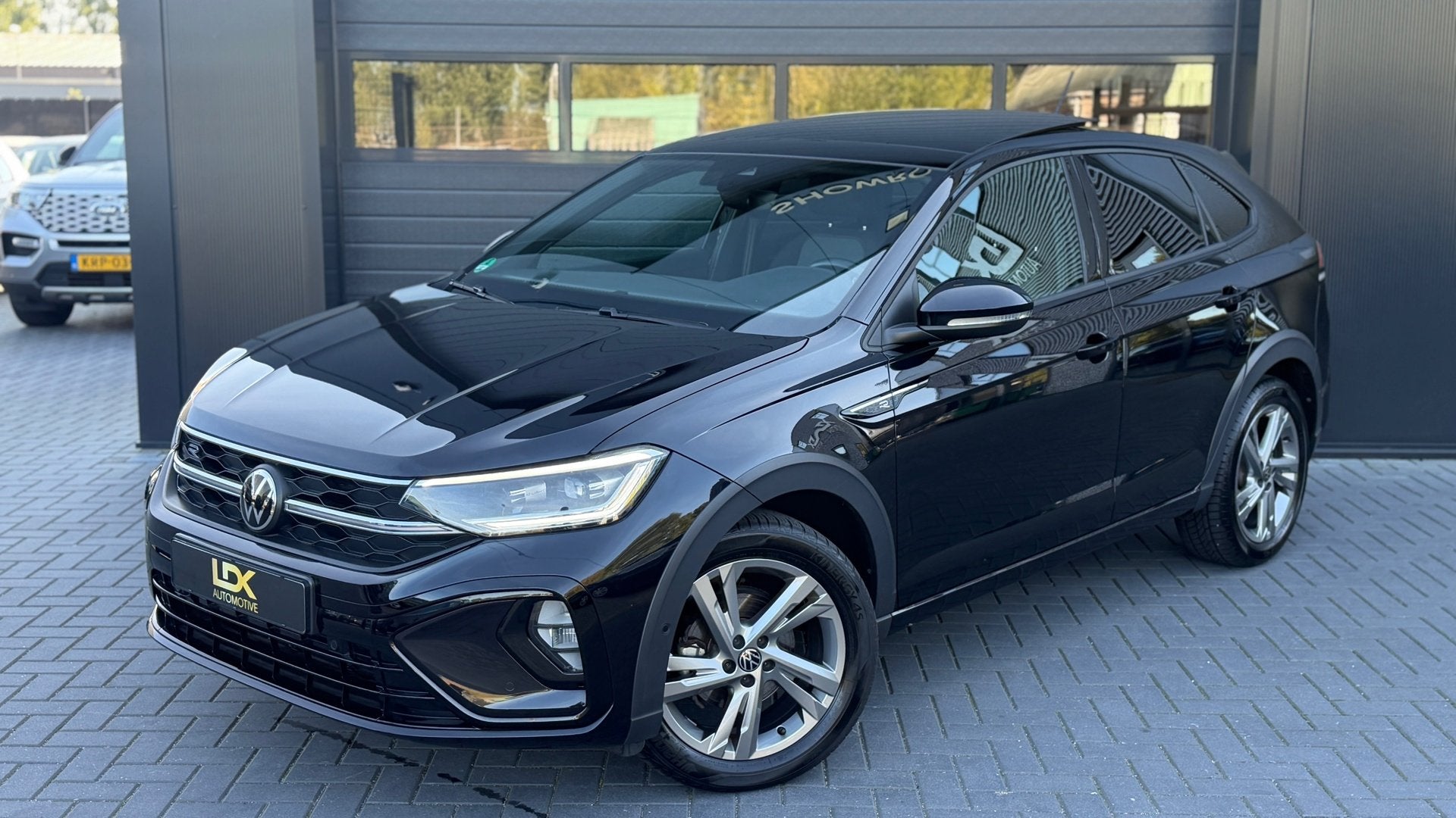 Volkswagen Taigo 1.0 TSI R-Line Pano|Carplay|Keyless|IQ, Auto's, Automaat, Gebruikt, Bedrijf, Taigo
