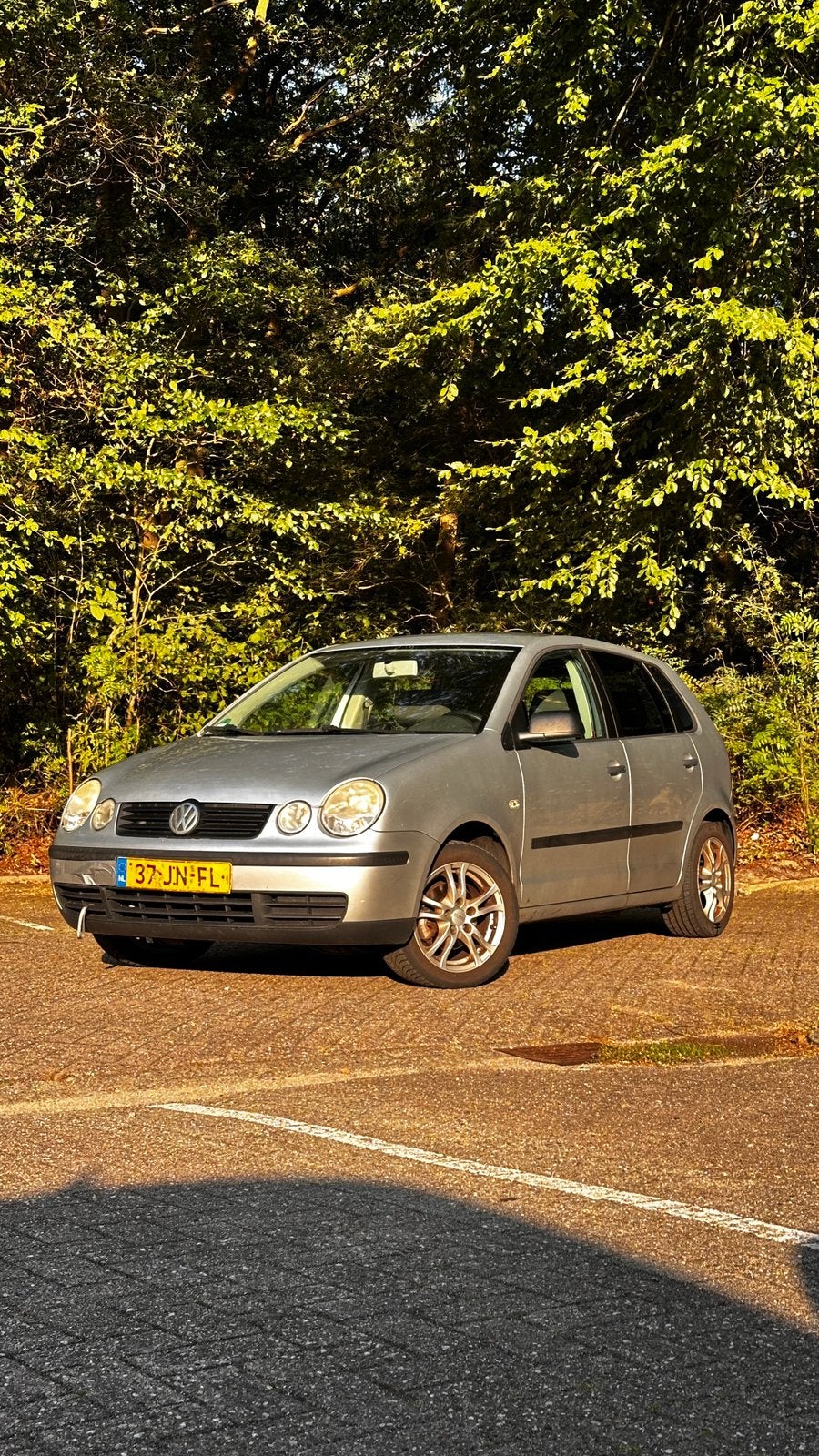 Volkswagen Polo 207 km Rijdt en schakelt goed APK 15-03-2027, Voorwielaandrijving, Zwart, 4 cilinders, Handgeschakeld