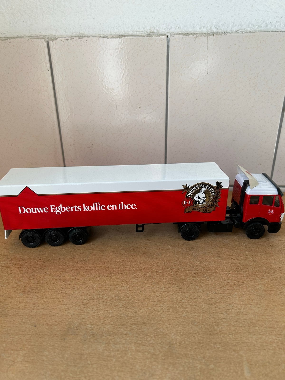 Lion-Toys Douwe Egberts vrachtwagen met oplegger, Ophalen of Verzenden, Zo goed als nieuw