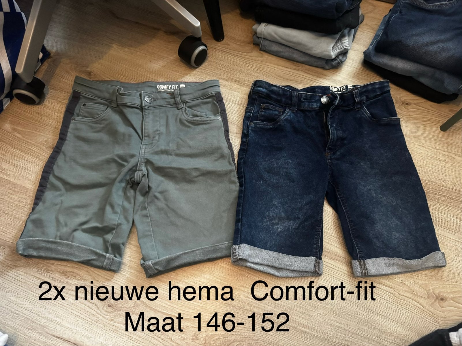 Korte broeken jongen 146-152, Ophalen, Zo goed als nieuw, Maat 146