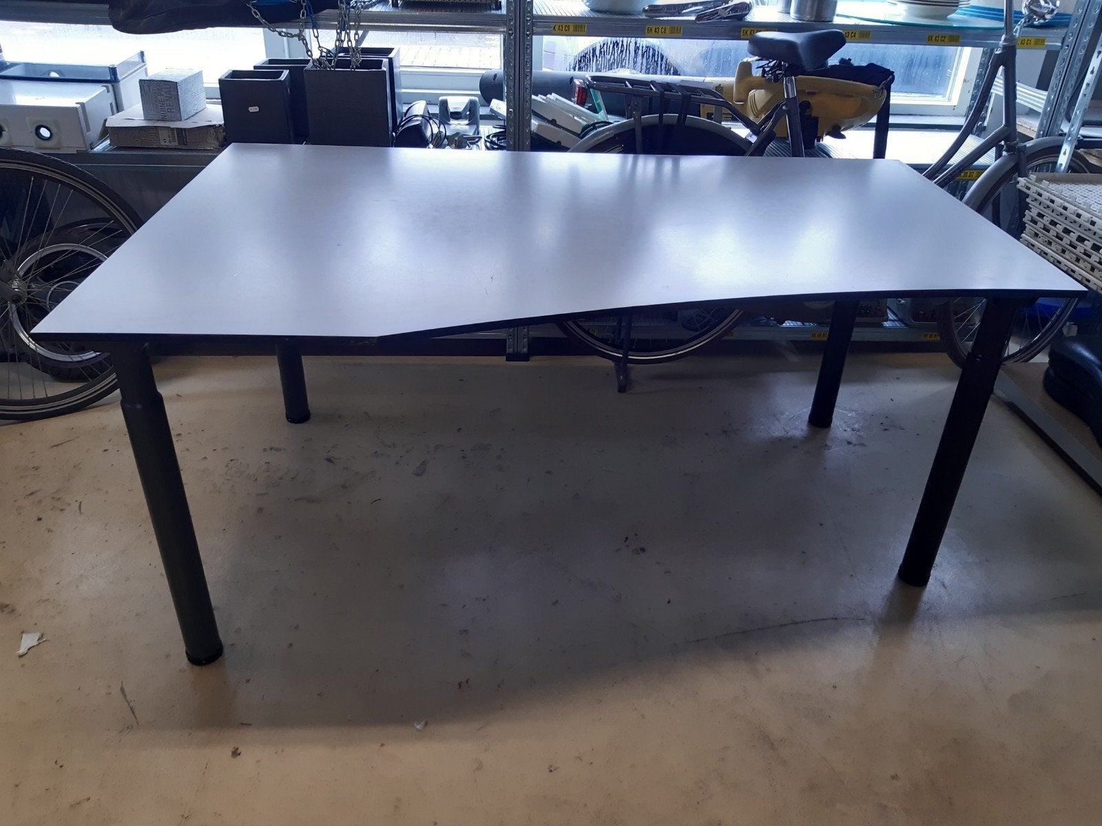 Bureau werktafel, Ophalen, Info@tommysmit.nl, Gebruikt, 7008AR