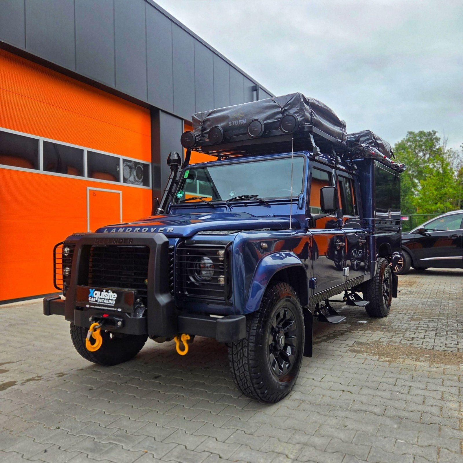 Land Rover Defender 130 2.4 Puma Crewcab DC 2008 + daktenten, Land Rover, 4 cilinders, Blauw, Leder en Stof