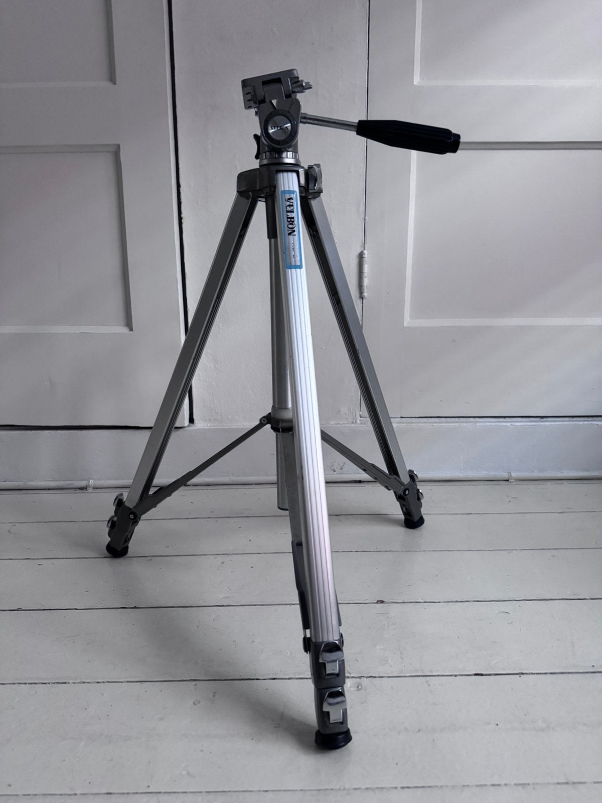 Vintage Velbon AE Statief – Aluminium (Made in Japan), Gebruikt, Velbon, 150 tot 175 cm, Ophalen of Verzenden