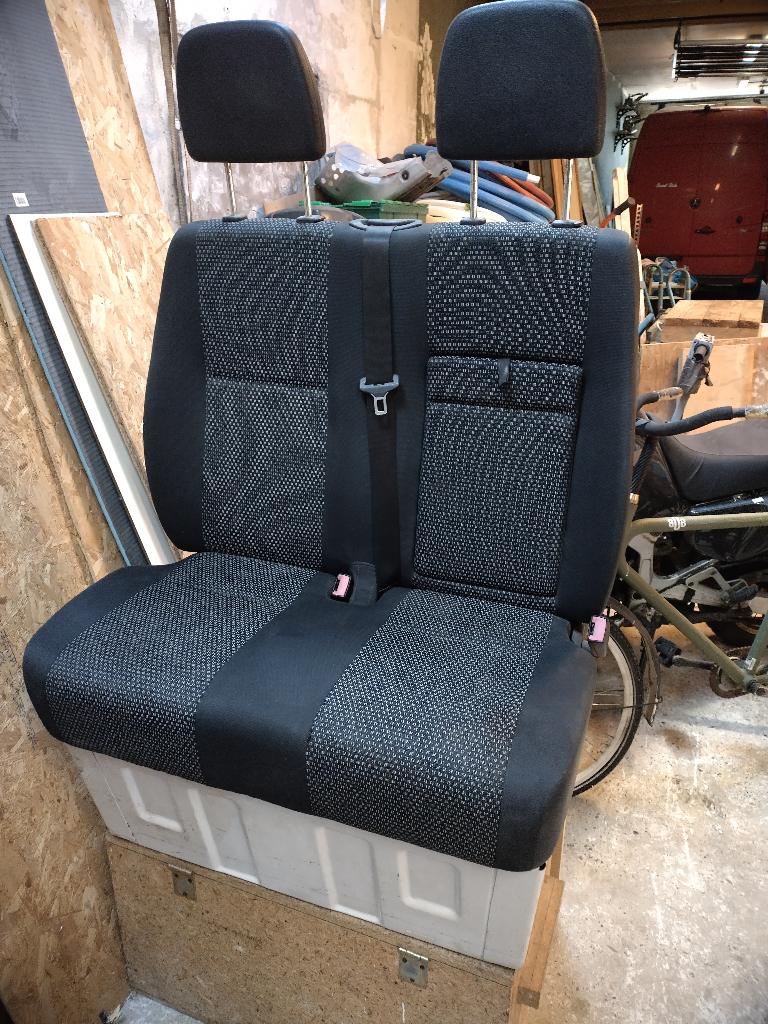Bijrijder bank / stoelen voor Sprinter 906 / Crafter, Auto-onderdelen, Interieur en Bekleding, Ophalen of Verzenden, Gebruikt