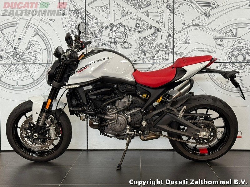 Ducati MONSTER (bj 2025), Bedrijf, Meer dan 35 kW, 937 cc, Naked bike