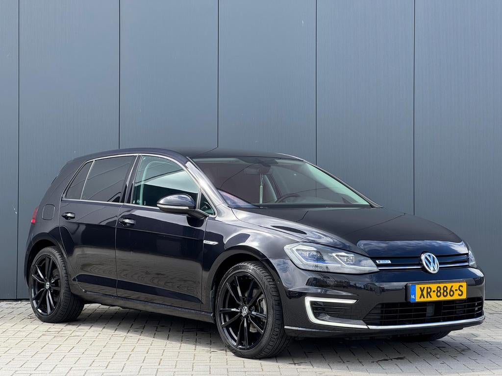 Volkswagen Golf E-golf Elektromotor 136pk 5D Aut. 2019 Zwart, Zwart, 35 kWh, Zwart, Elektrisch
