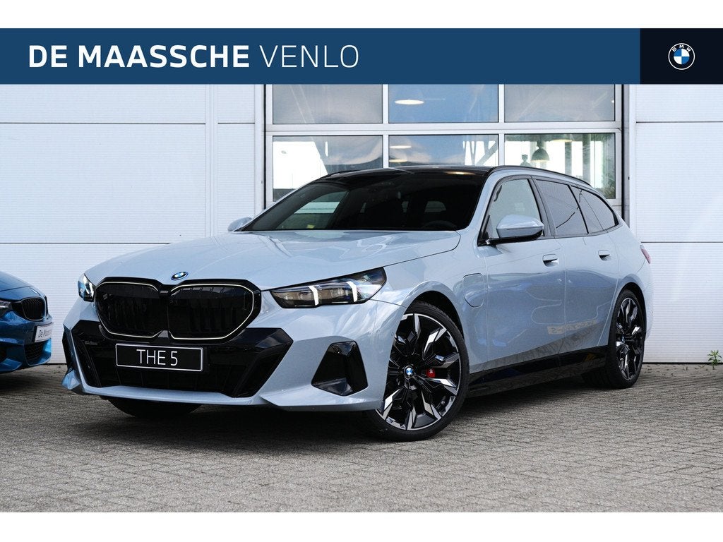 BMW 5 Serie Touring 530e M Sport Automaat / Panoramadak / Tr
