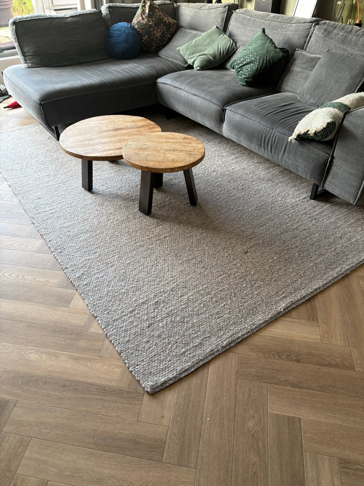 Wollen vloerkleed 2x3 meter met lichte vlek, Ophalen, Gebruikt, 200 cm of meer, Grijs