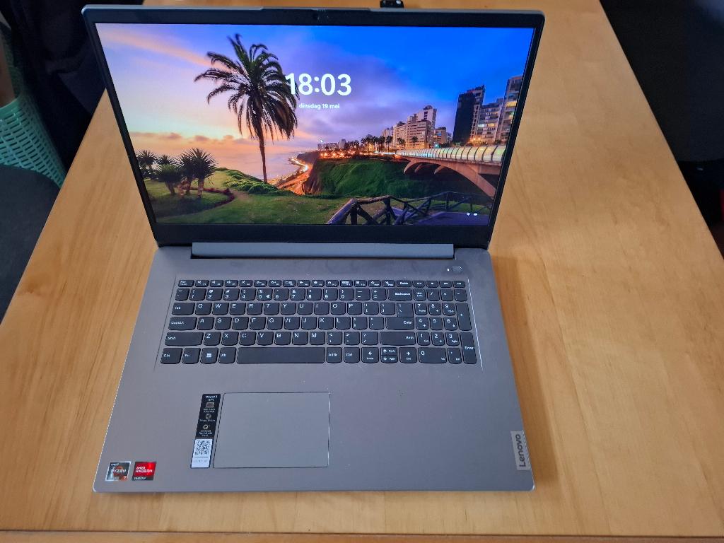 Lenovo Ideapad 3 17" Laptop, Ryzen 7, Met videokaart, 2 tot 3 Ghz, 8 GB