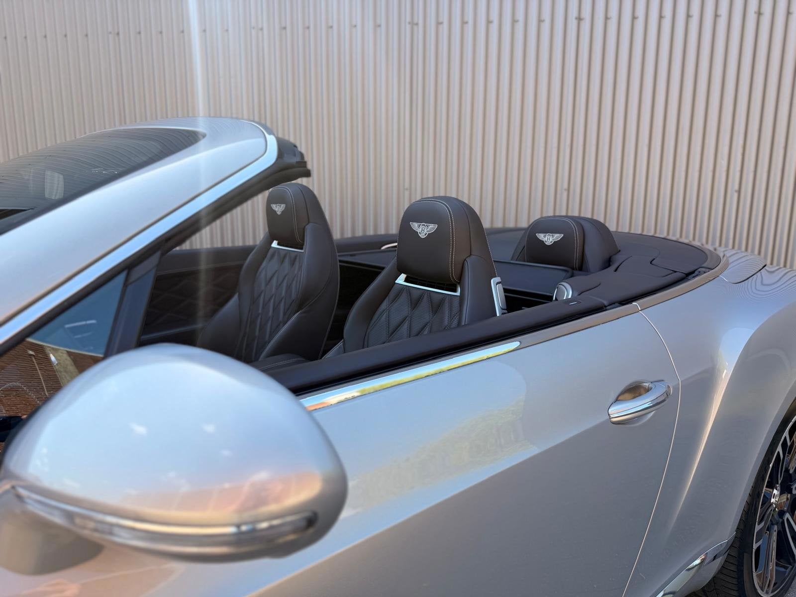 Bentley Continental GTC 4.0 V8 Full Option|Keramisch|Massage, Auto's, Bentley, Automaat, Euro 5, Gebruikt, 8 cilinders
