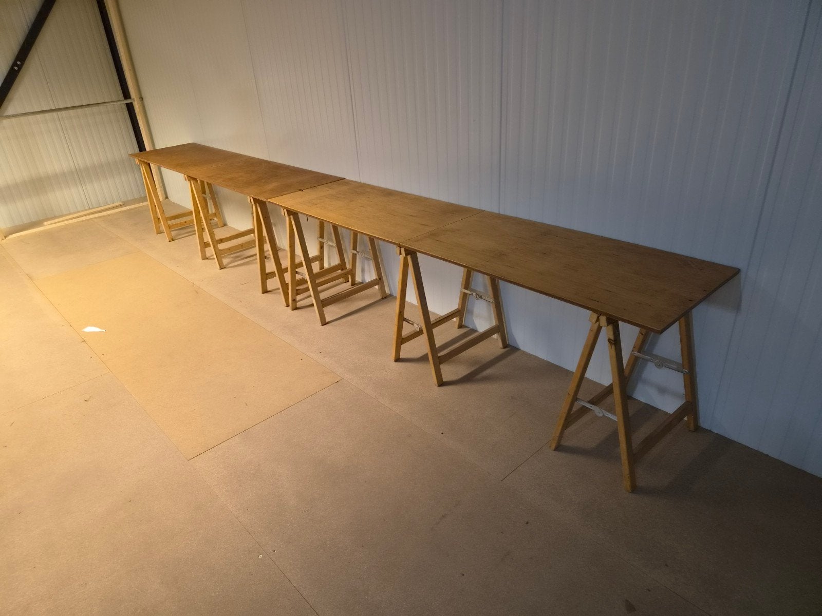 Handgemaakte etalage/behangtafel - 4.5 meter lang, Gebruikt, 200 cm of meer, Ophalen of Verzenden, Rechthoekig