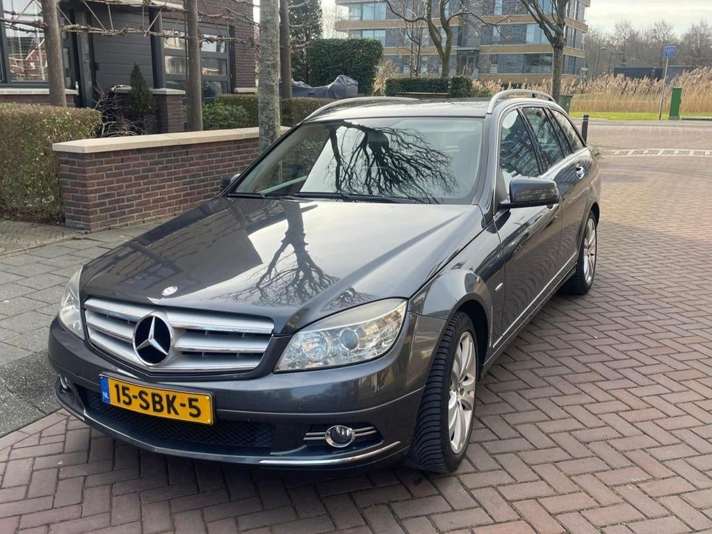Mercedes-Benz C-Klasse 1.8 C180 CGI Estate AUT 2010 Grijs, Auto's, Mercedes-Benz, Achterwielaandrijving, 1800 kg, Stationwagon
