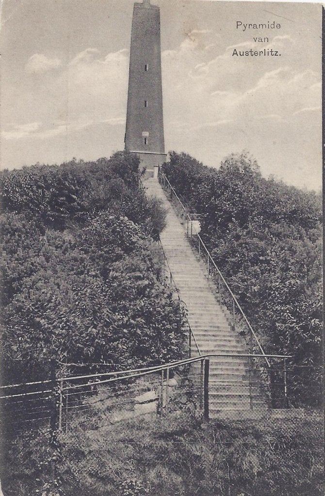 Pyramide van austerlitz oude gelopen ansichtkaart ( a1920, Verzamelen, Ophalen of Verzenden, 1940 tot 1960, Gelopen