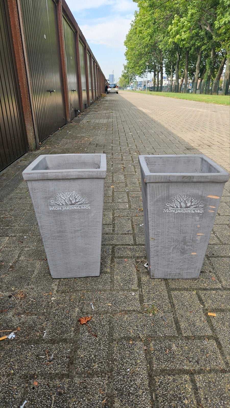 bloembakken 2 stuks, Ophalen, Steen, Vierkant, Zo goed als nieuw