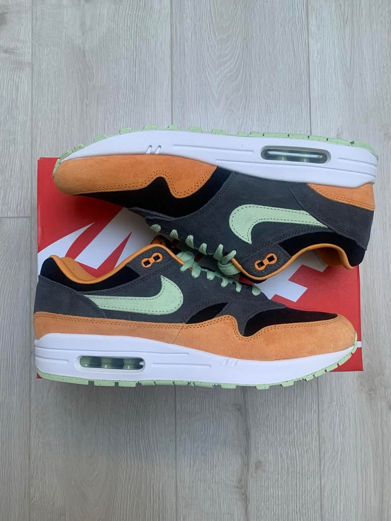 Nike Air Max 1 PRM 'Honeydew' Ugly Duckling - Maat 44,5, Kleding | Heren, Schoenen, Overige kleuren, Nieuw, Ophalen of Verzenden