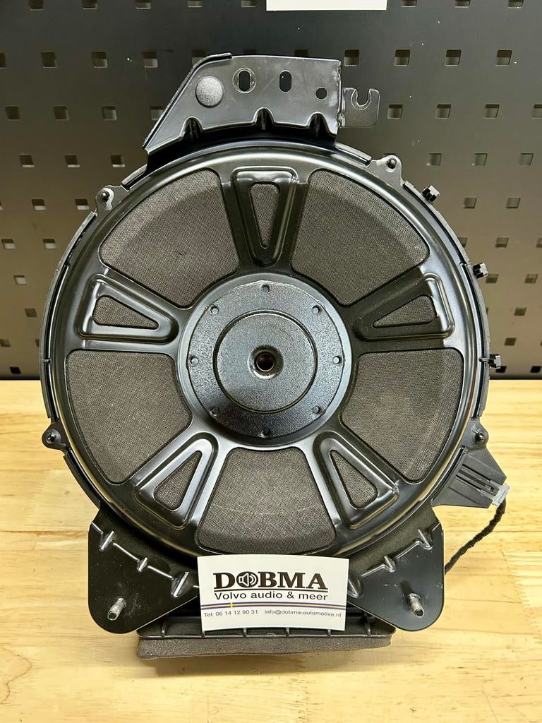 Volvo subwoofer Premium Sound XC90 2015-2025, Auto diversen, Autospeakers, Gebruikt, Ophalen of Verzenden, Volvo, X