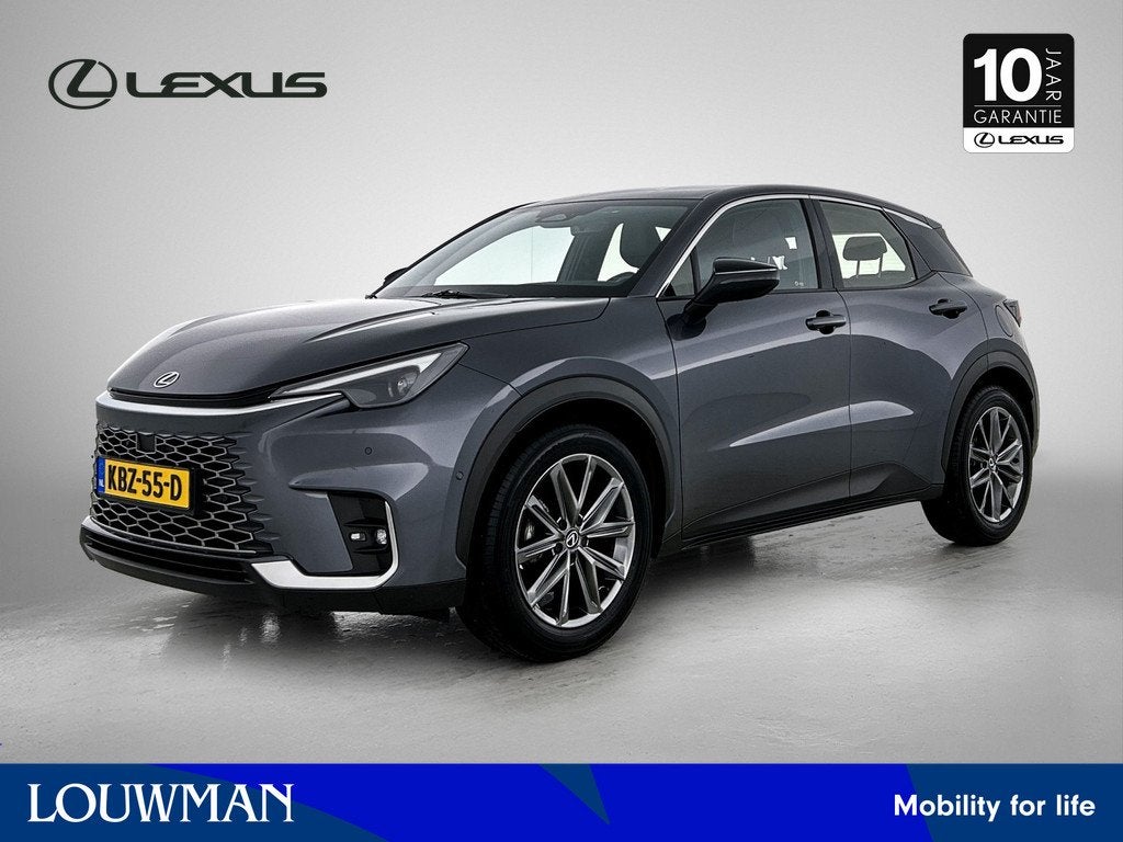 Lexus LBX Relax 2WD (bj 2024, automaat), 12 maanden, 136 pk, Gebruikt, Automatische klimaatregeling