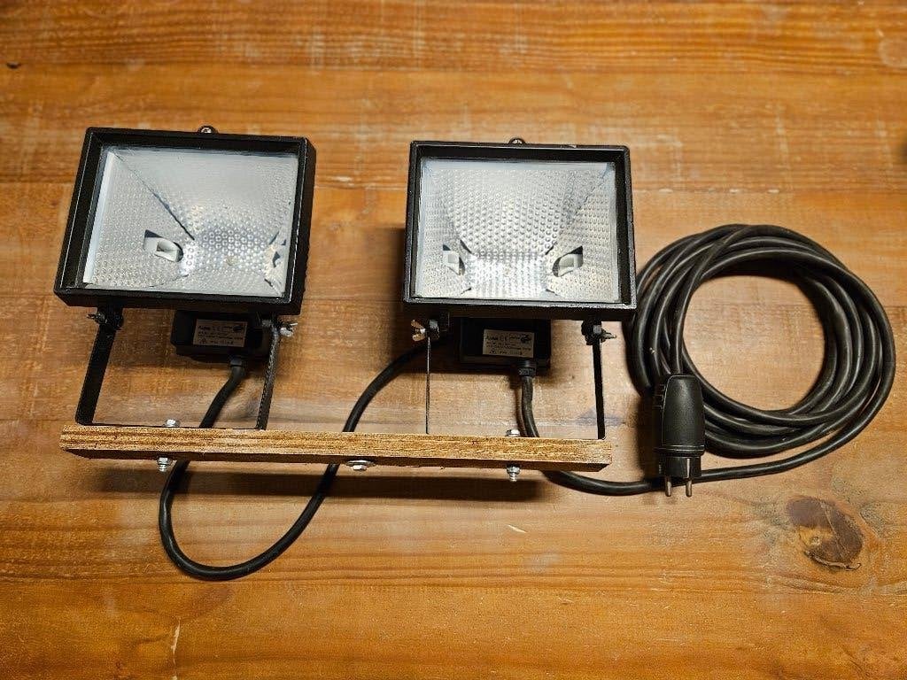 Dubbele bouwlamp 2 x 500 Watt, geschakeld., Ophalen of Verzenden, Gebruikt, 500 watt of meer, Lamp