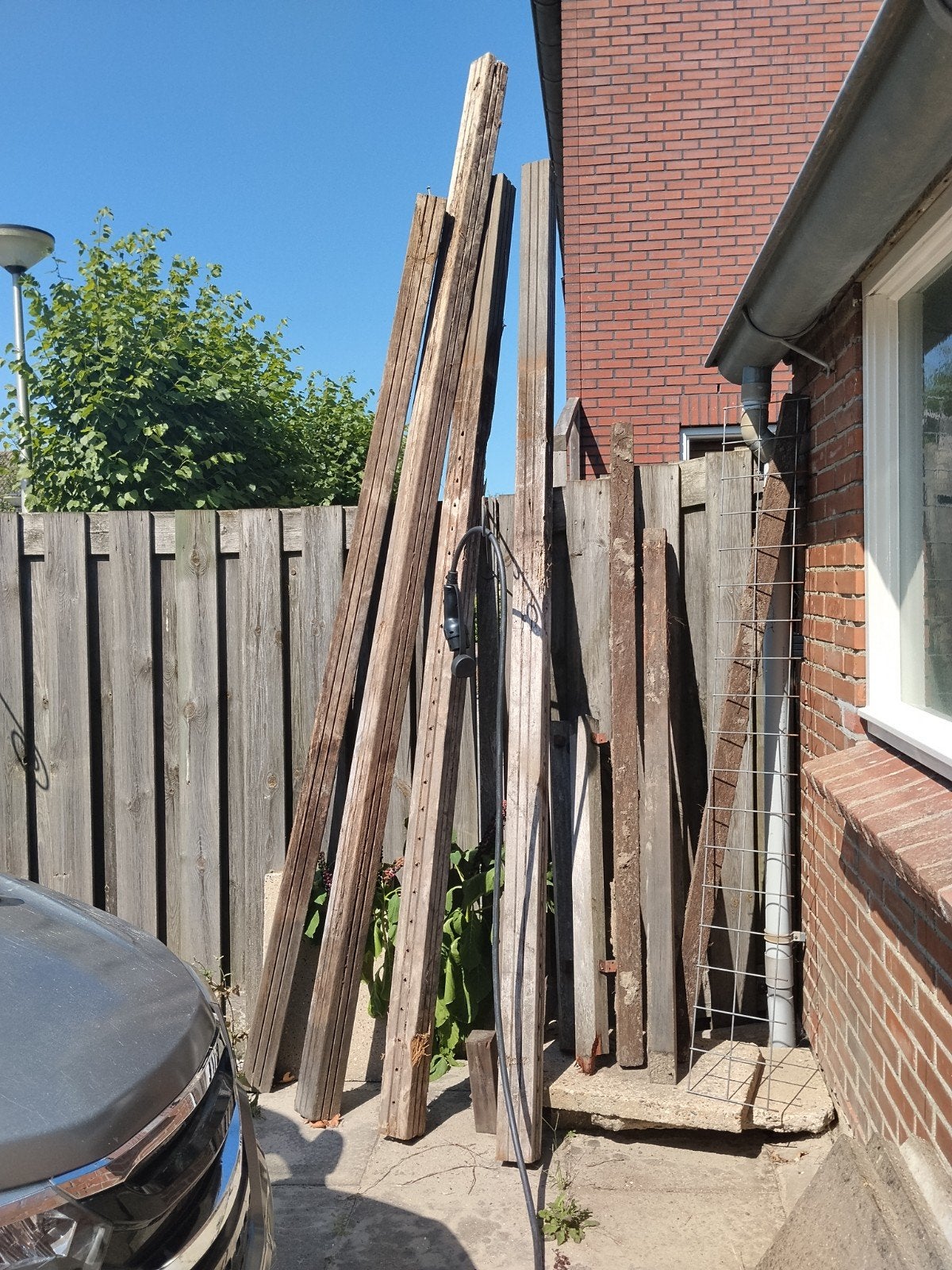 Vier hardhouten palen - Gebruikt maar in goede staat, Gebruikt, Palen, Ophalen of Verzenden, Hardhout
