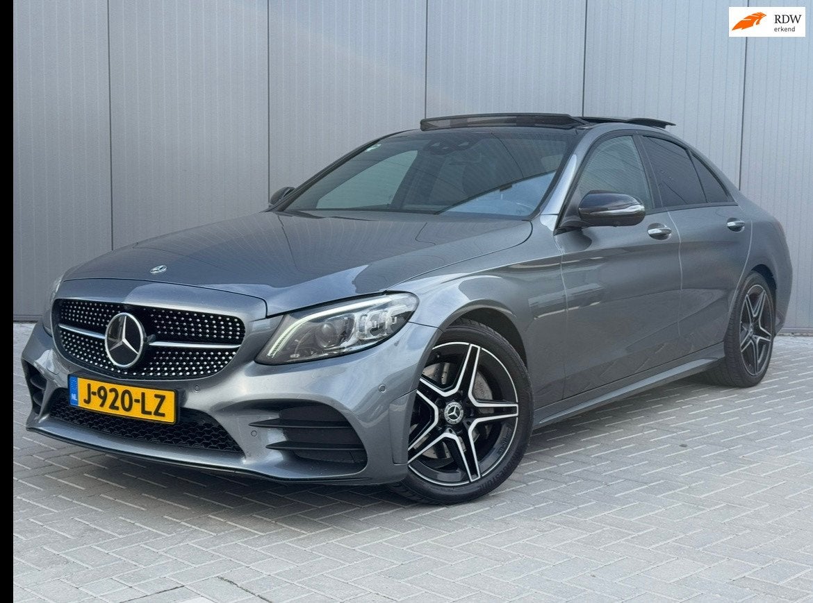 Mercedes-Benz C-klasse 300 de Premium Plus BTW FULL OPTIE DE, Auto's, Dealer onderhouden, Achterwielaandrijving, 4 cilinders, 1795 kg
