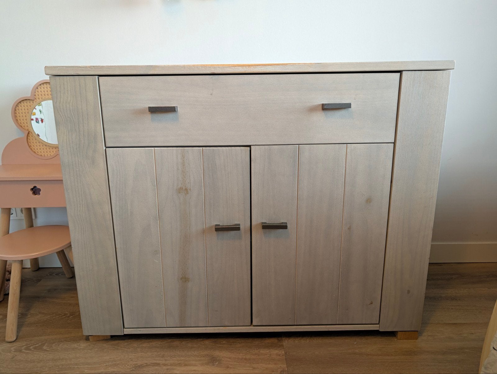 Commode met lade en deurtjes