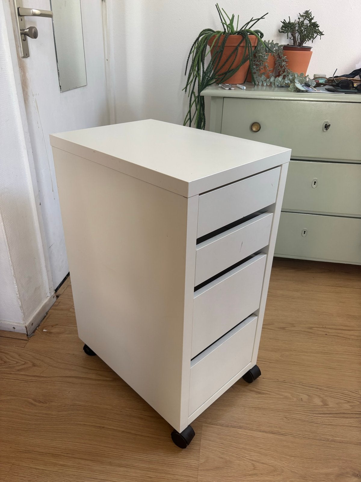 IKEA Alex ladeblok op wielen, wit, 4 laden, Huis en Inrichting, Kasten | Ladekasten, Ophalen, Gebruikt, 5 laden of meer, 50 tot 75 cm