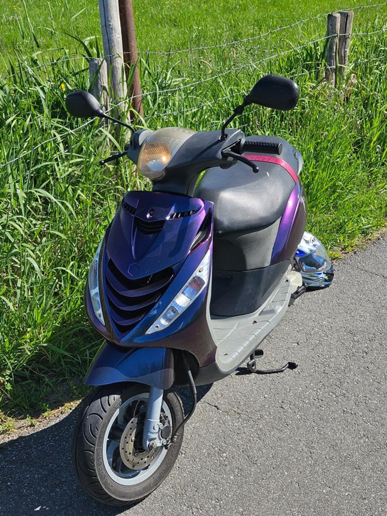 ️ ⭐️Piaggio Zip 2T 50cc 2000⭐️, Ophalen, Tweetakt, Maximaal 45 km/u, Zip