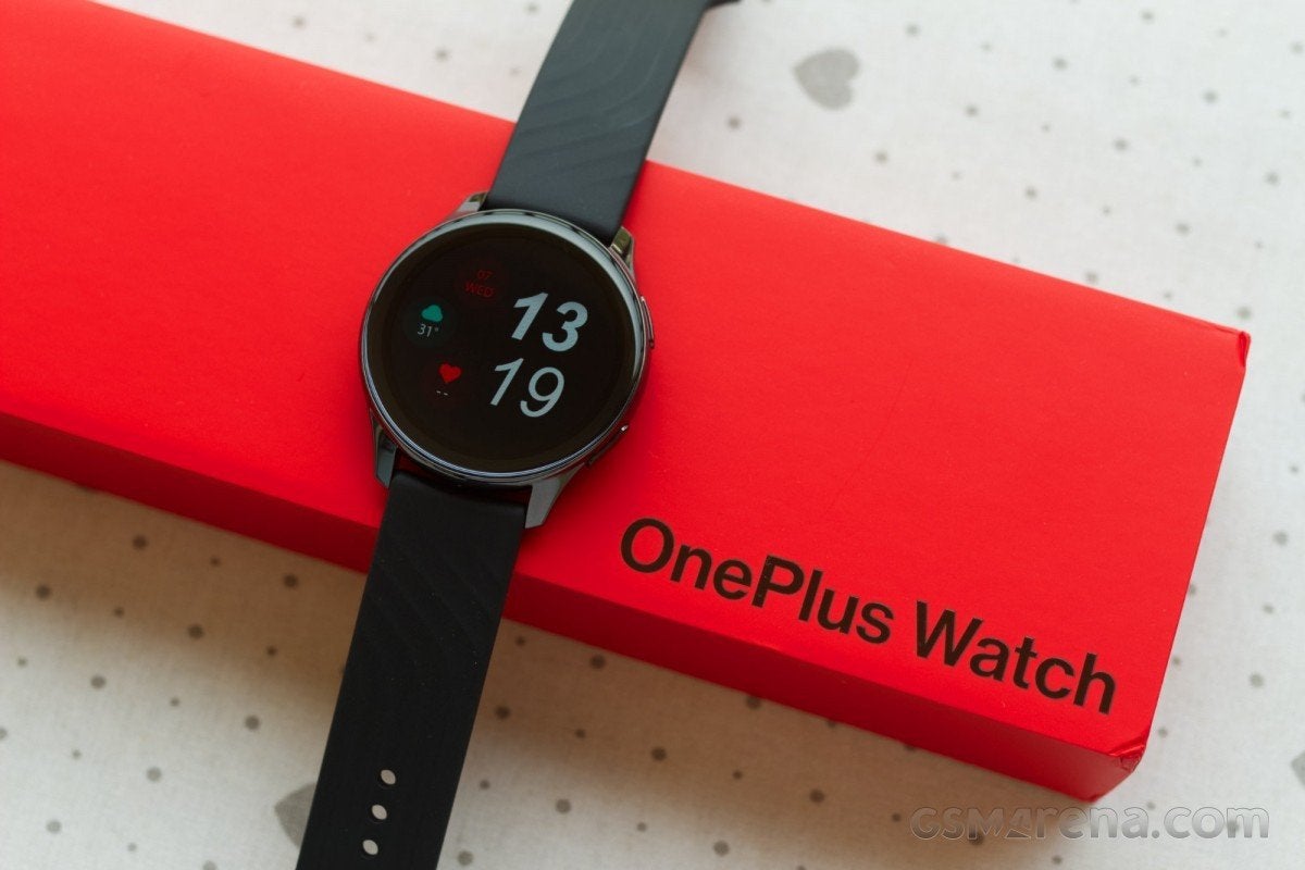 OnePlus Watch Zwart - Zo goed als nieuw, Sieraden, Tassen en Uiterlijk, Stappen, Zwart, Ophalen of Verzenden, Zo goed als nieuw