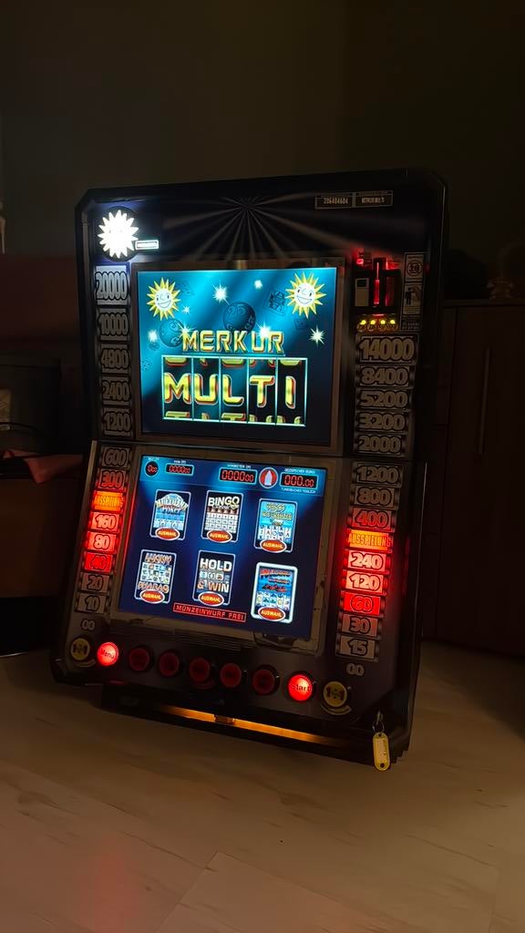 Gokkast merkur multi, Euro, Ophalen, Zo goed als nieuw, Met sleutels