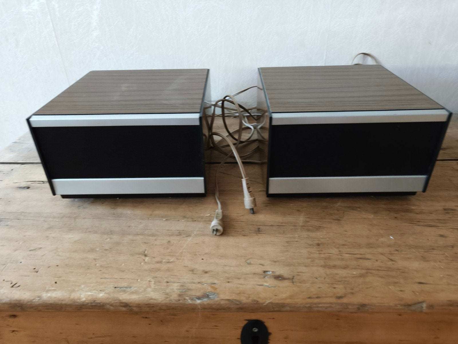 Grundig box 39, Ophalen, Zo goed als nieuw, Minder dan 60 watt, Overige merken