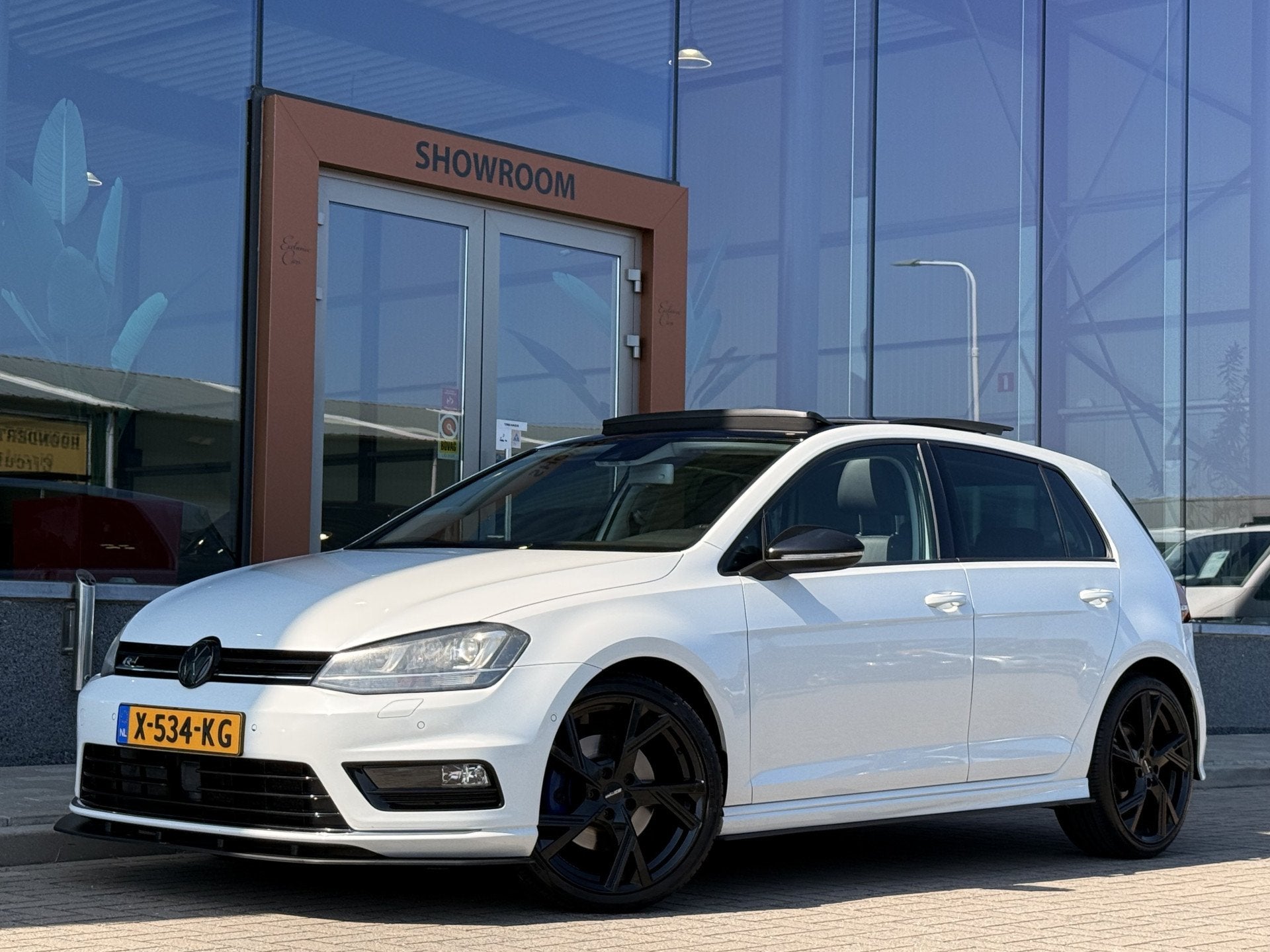 Volkswagen Golf 1.4 TSI ACT Highline R-Line | ABT Sportline, Gebruikt, 4 cilinders, 150 pk, Wit