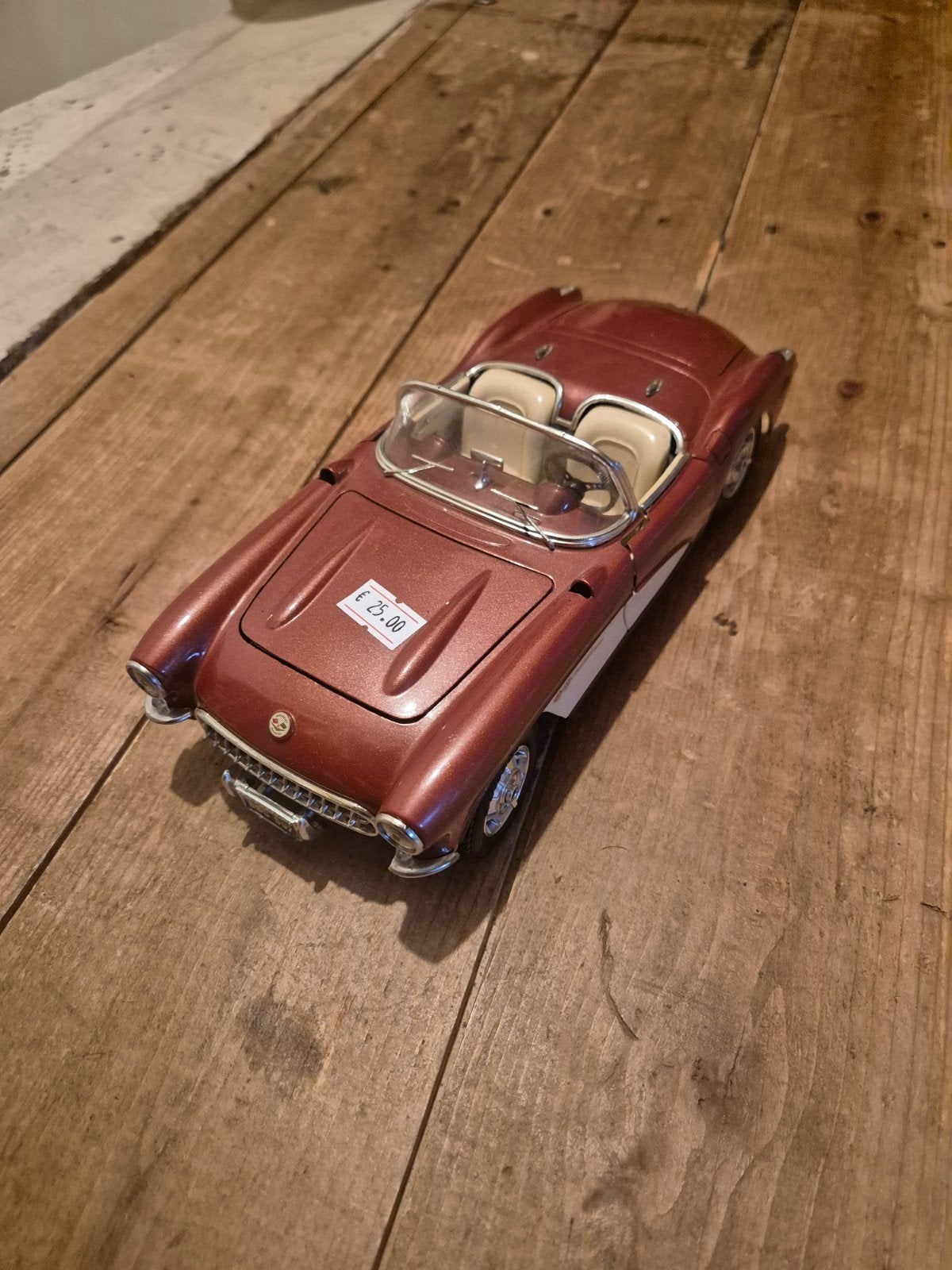 Chevrolet Corvette C1 - Rood - Schaal 1:18, Ophalen of Verzenden, Zo goed als nieuw, Auto, Overige merken