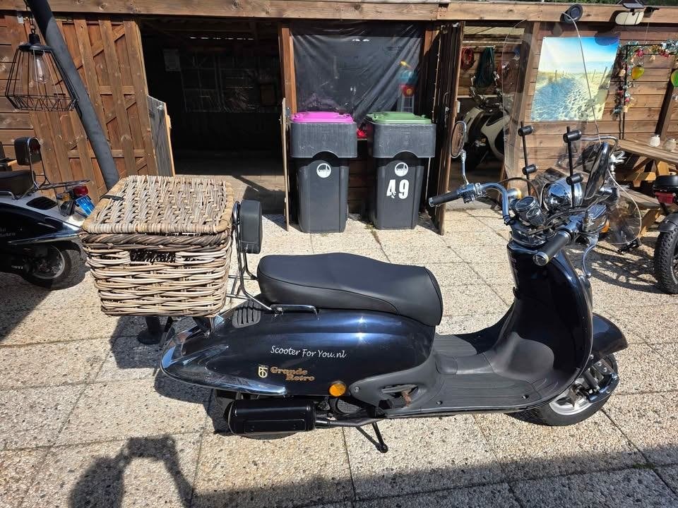 BTC Grande Retro Blauw scooter te koop stijlvol,, Gebruikt, Benzine, Ophalen, Overige merken