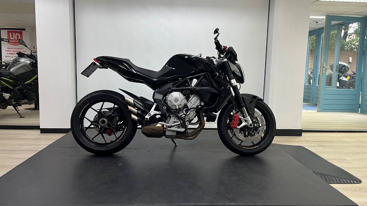 MV Agusta BRUTALE 675 | BARD-END SPIEGELS | 12 MAANDEN GARAN, 675 cc, Meer dan 35 kW, Overig, Gebruikt