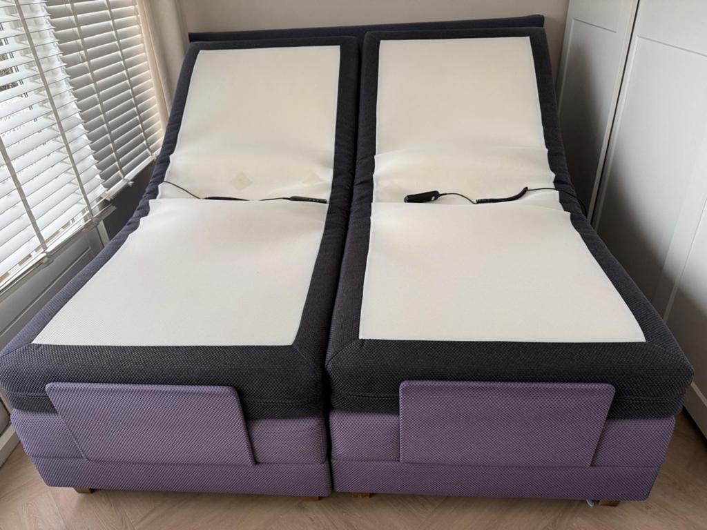 Elektrisch verstelbaar bed 200x210 cm, Ophalen, Overige materialen, .., 210 cm
