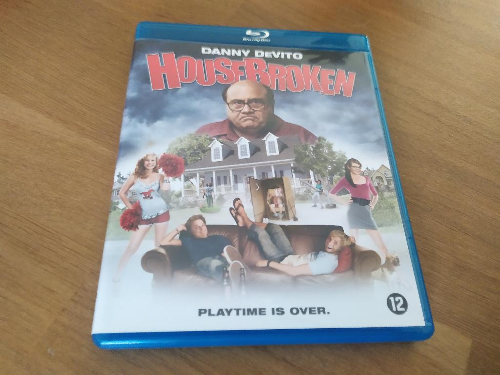 House Broken, Vanaf 6 jaar, Ophalen of Verzenden, Zo goed als nieuw, Actiekomedie