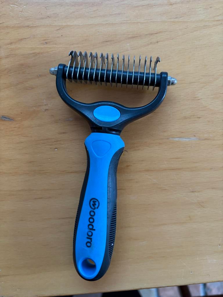 Tweezijdige Hondenkam Woodoro, Dieren en Toebehoren, Honden-accessoires, Ophalen, Gebruikt