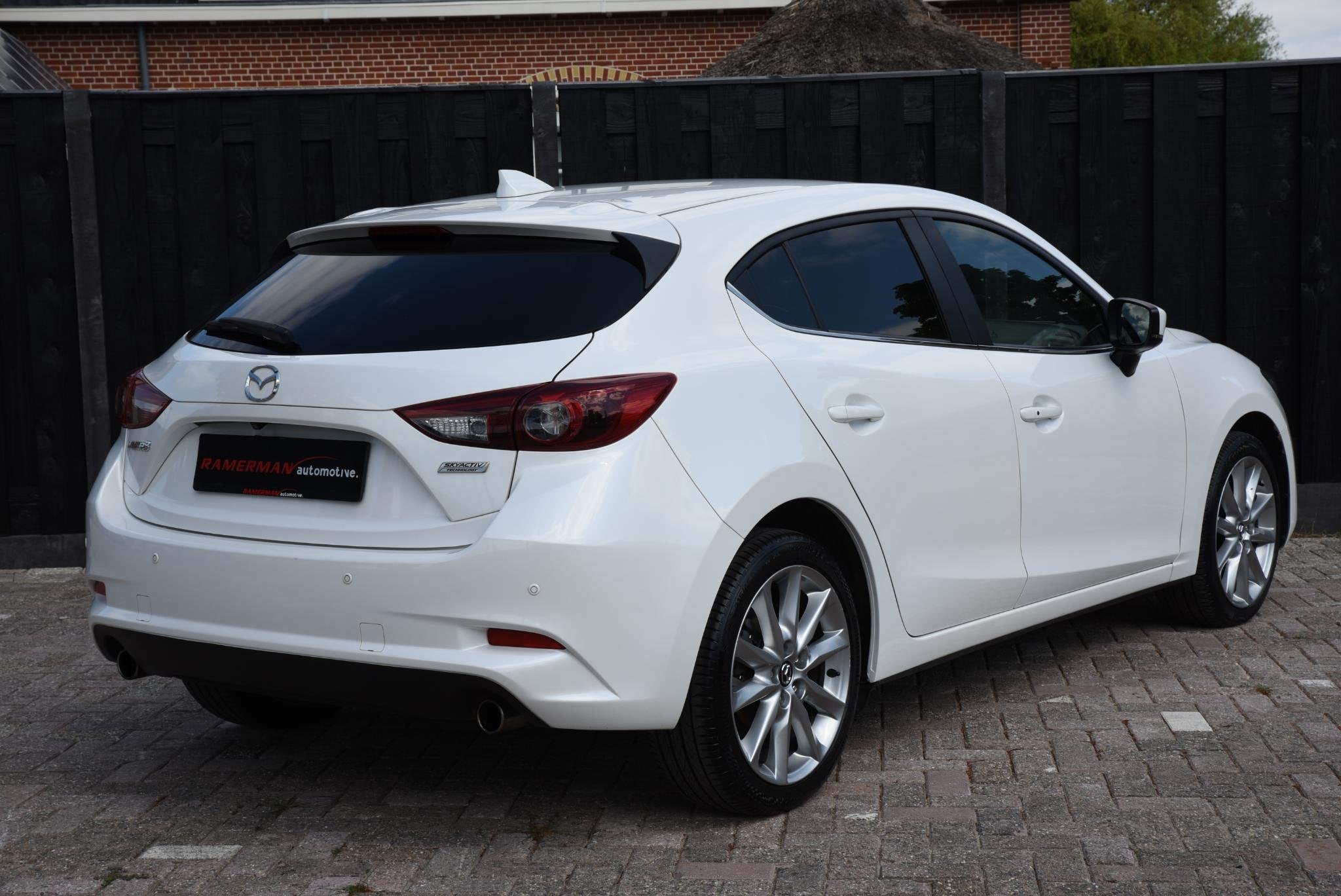 Mazda 3 2.0 SkyActiv-G 120 GT-M Line, Voorwielaandrijving, 1998 cc, Gebruikt, 4 cilinders