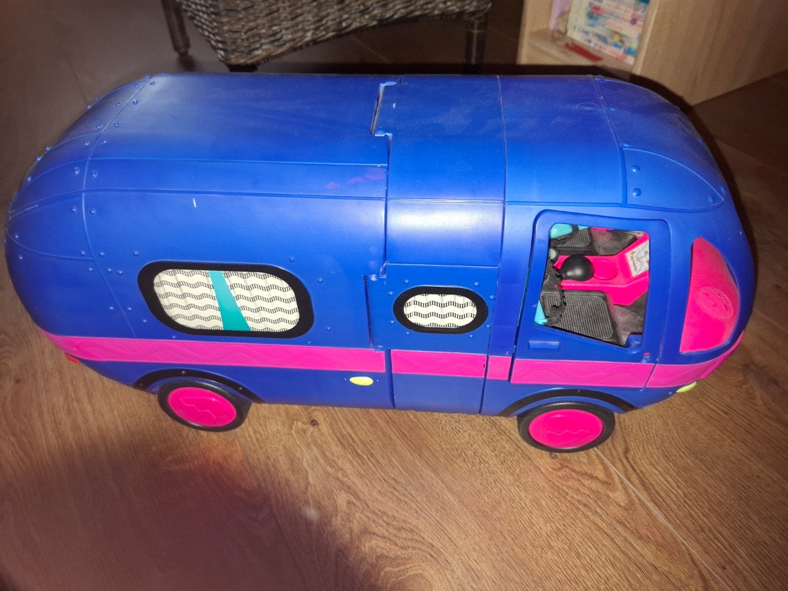 L.O.L. Surprise! 4-in-1 Glamper Camper met accessoires, Ophalen, Zo goed als nieuw