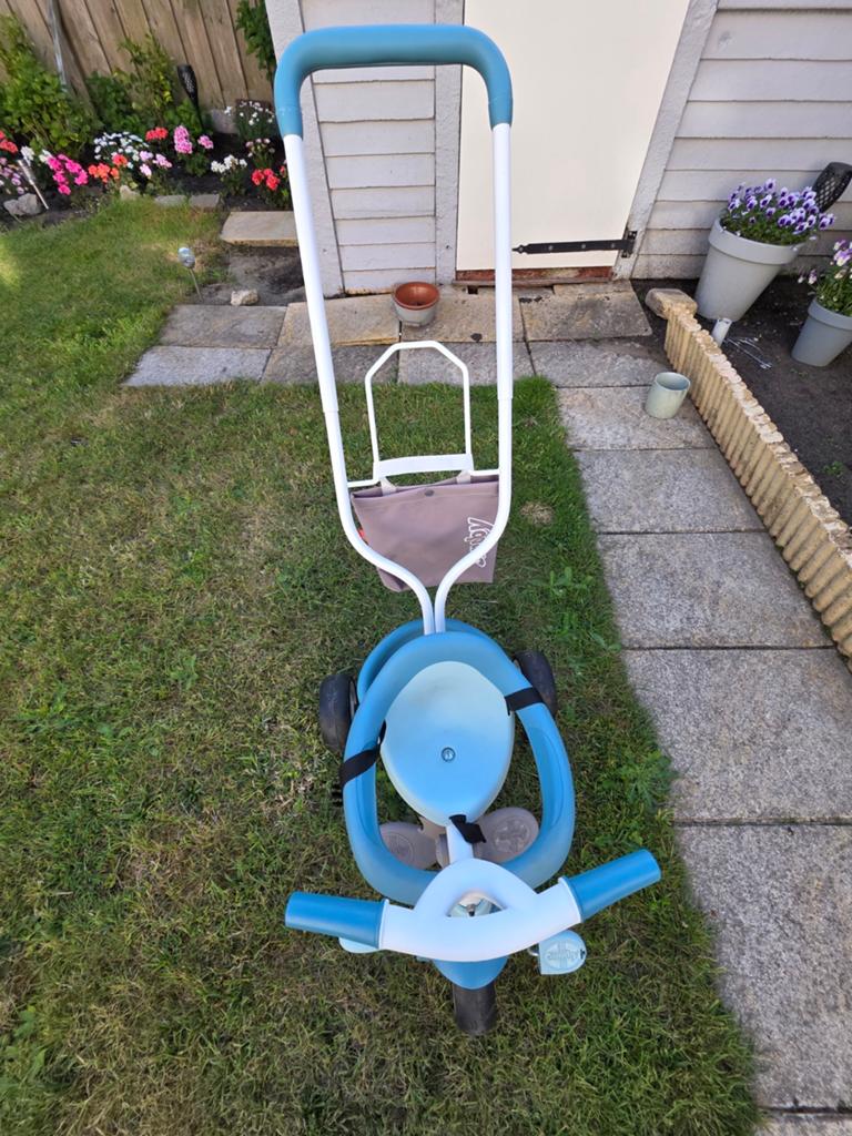 Smoby Be Fun Confort 3-in-1 driewieler (10 mnd - 3 jaar), Kinderen en Baby's, Speelgoed | Buiten | Voertuigen en Loopfietsen, Ophalen