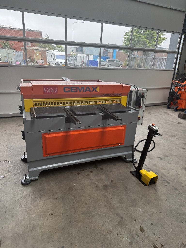 Nette gebruikte plaatschaar knipschaar Cemax type MRD 128-3, Ophalen of Verzenden, Gebruikt, Elektrisch, Overige soorten