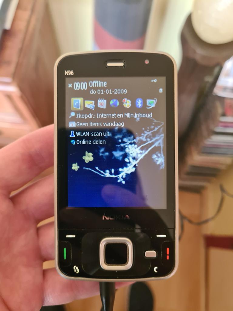 Nokia N96 met oplader - Klassieke schuiftelefoon, Telecommunicatie, Mobiele telefoons | Nokia, Gebruikt, Zonder abonnement, Zonder simlock