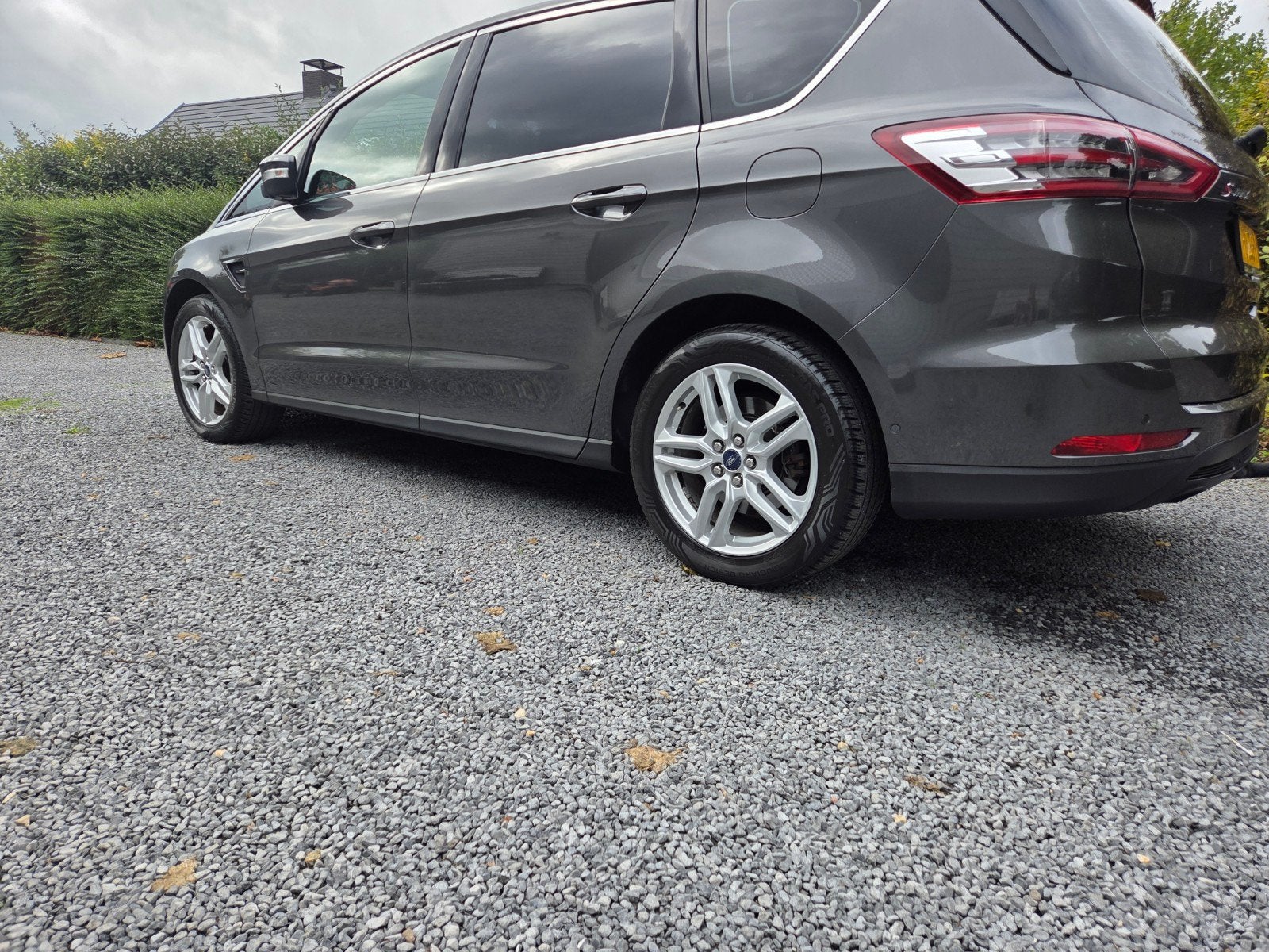 Ford S-Max 1.5 Ecoboost Stci 118KW 2017 Grijs, Auto's, Voorwielaandrijving, 15 km/l, 1498 cc, 4 cilinders
