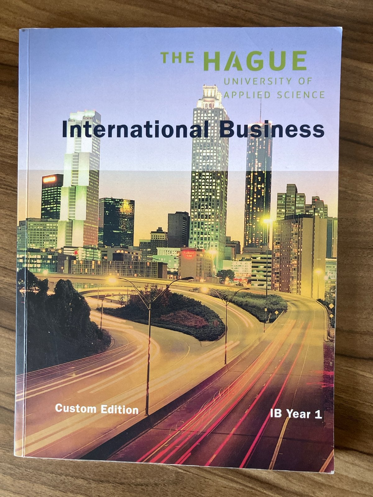 International Business IB Year 1 - The Hague University, Boeken, Ophalen of Verzenden, Gamma, Zo goed als nieuw, HBO
