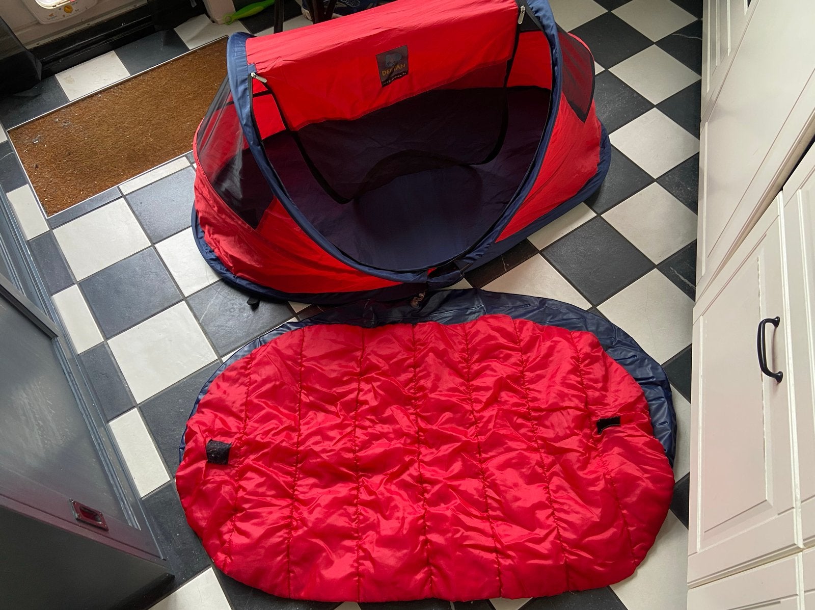 Deryan Baby Luxe Reisbedje/Tentje met Matras en Slaapzak, Ophalen of Verzenden, Gebruikt, Tot en met 2