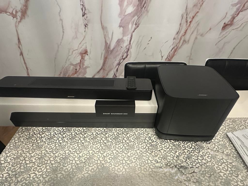 Bose Smart Soundbar 600 + Bose Bass Module 500, Ophalen of Verzenden, Bluetooth, Zo goed als nieuw