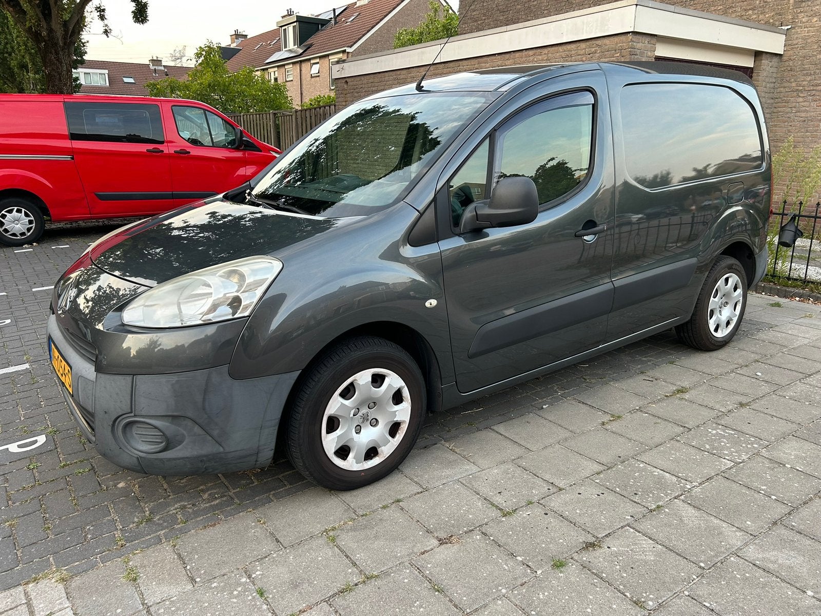 Mooie Peugeot Partner HDI marge komt geen BTW bij, Auto's, Bestelauto's, Voorwielaandrijving, Stof, Grijs, Particulier