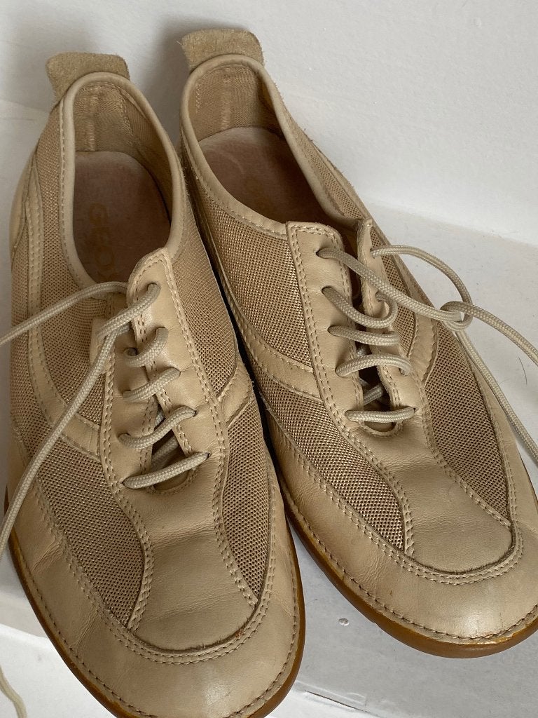 Dames Geox Schoenen maat 37 beige sneaker zgan, Geox, Beige, Ophalen of Verzenden, Sneakers of Gympen