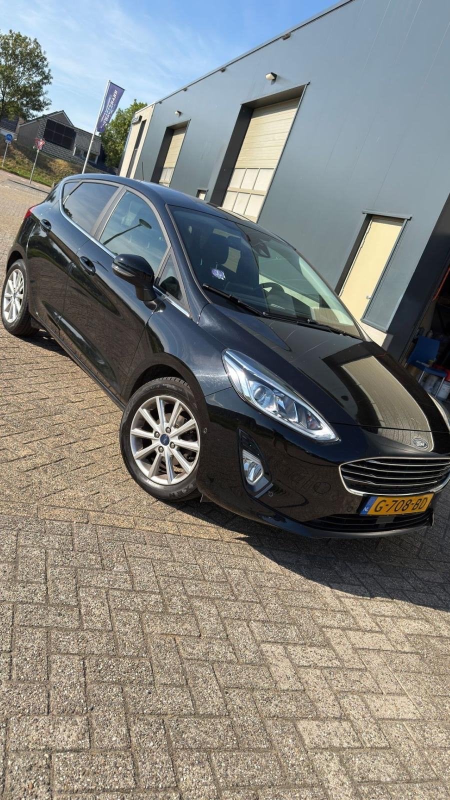 Ford Fiesta 1.0 Titanium 100 PK (2019) APK 08/2027, Auto's, Ford, Voorwielaandrijving, Stof, 100 pk, Origineel Nederlands