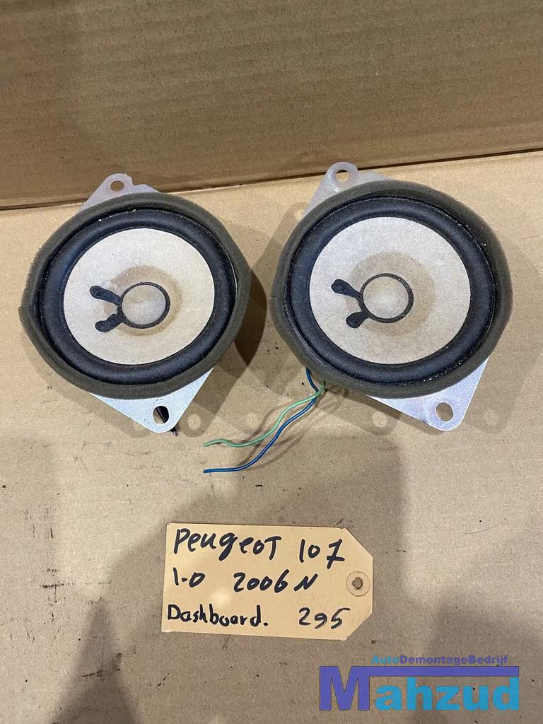 PEUGEOT 107 C1 AYGO Links rechts dashboard speaker 2005-2014, Taurusavenue 1
2132 LS  Hoofddorp, NL, Gebruikt, Contact.group@renault.com